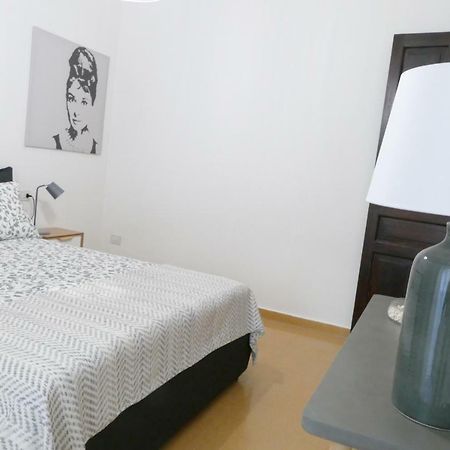 Luxury Manfredi Apartment Salerno Exterior foto