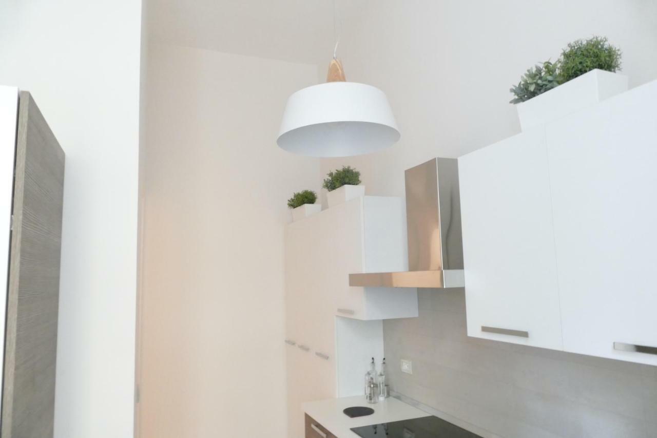 Luxury Manfredi Apartment Salerno Exterior foto